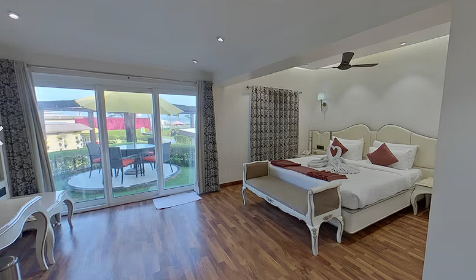 Presidential Suite with Living room, Seating Room